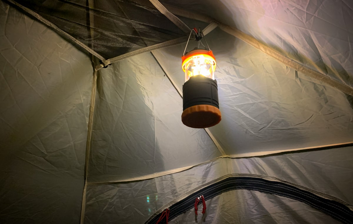 внутренне освещение палатки светильником ФОТОН C500